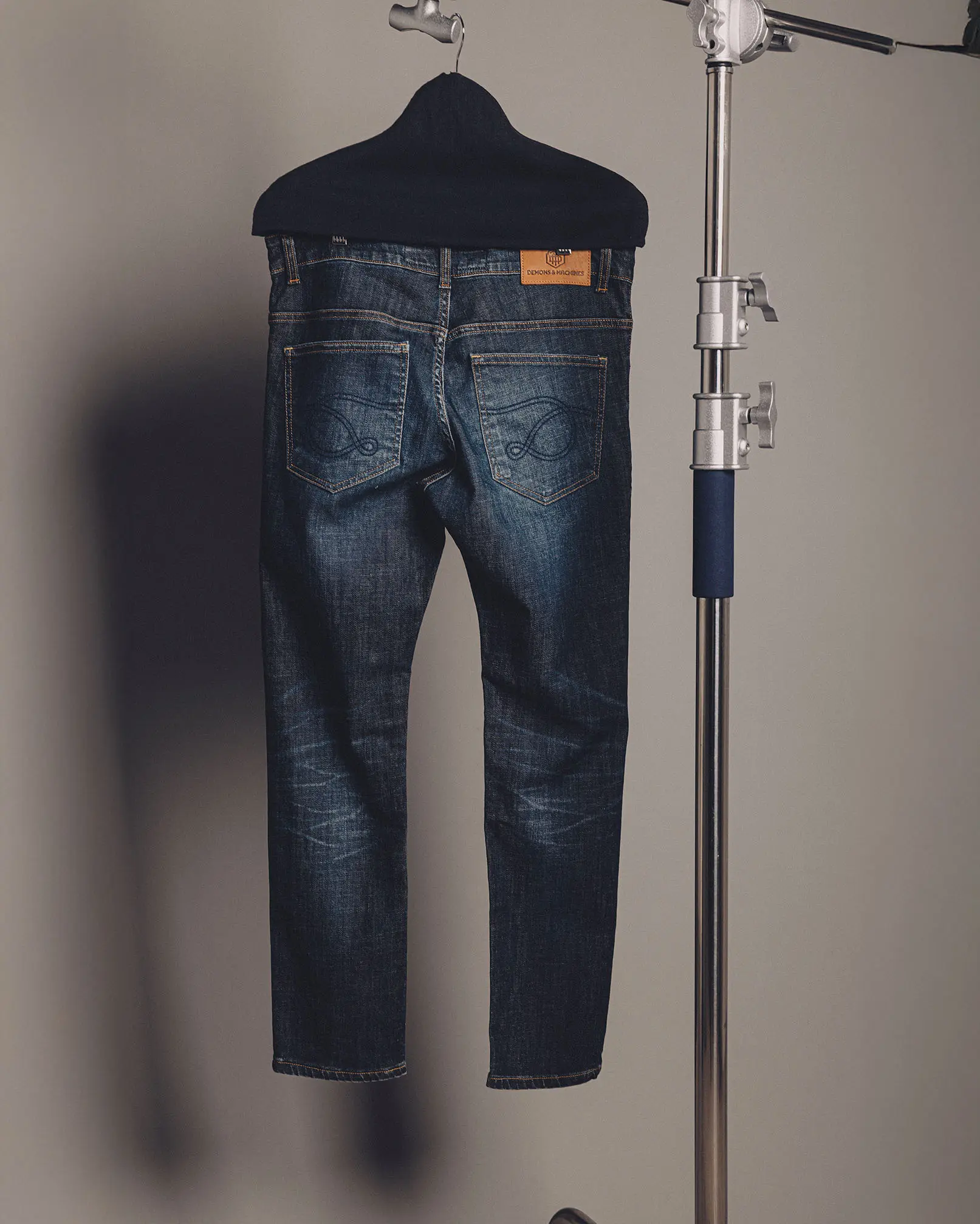 https://demonsmachines.com/storage/denim/videos-denim/13-1.mp4
