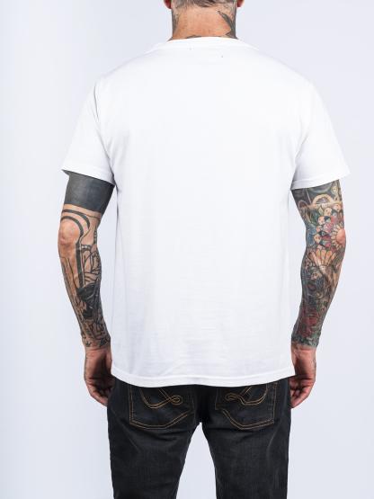 REMERA CON BOLSILLO